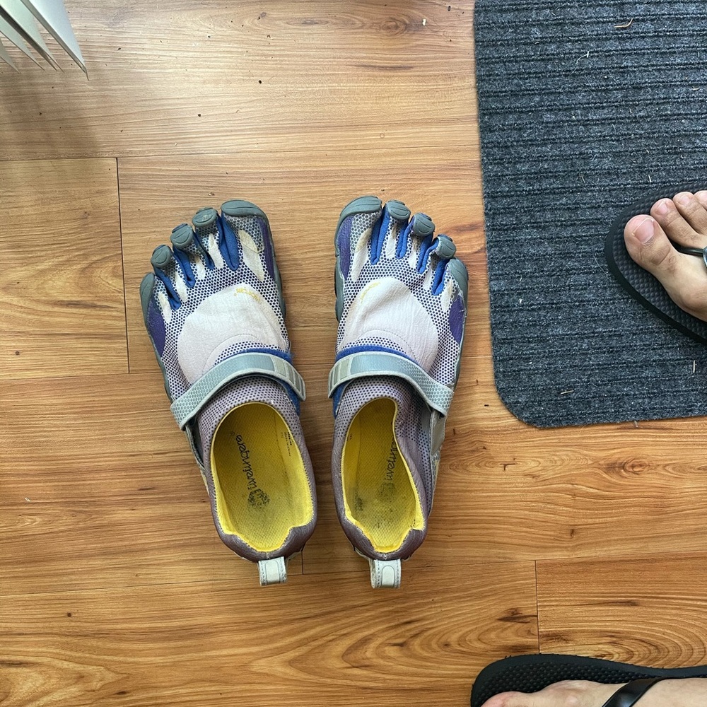 Vibram Fivefingers men’s sz 46 (12 US)